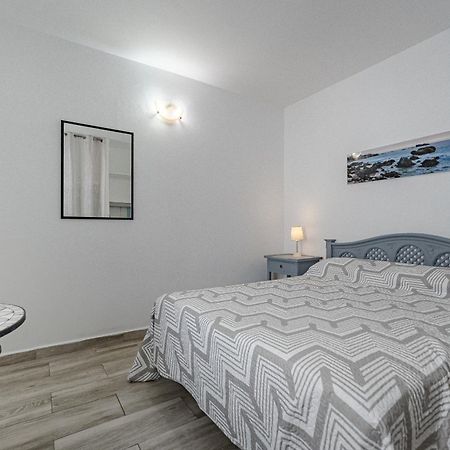 Primavera Tranquil Retreat 2-Bedroom Apartment With Balcony, Garden View & Fiber Wifi Arona  Exterior foto